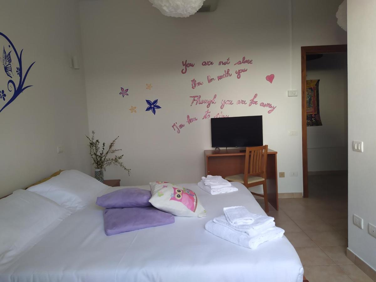 Marrubiu Resort Note Di Stelle 外观 照片